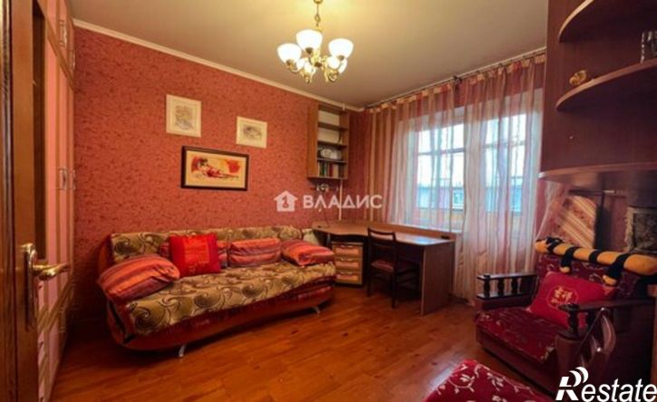 3-комн квартира улица Чехова, 9,  д. 9