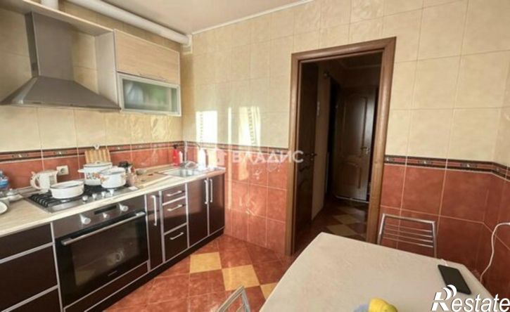 3-комн квартира улица Есенина, 44А,  д. 44А