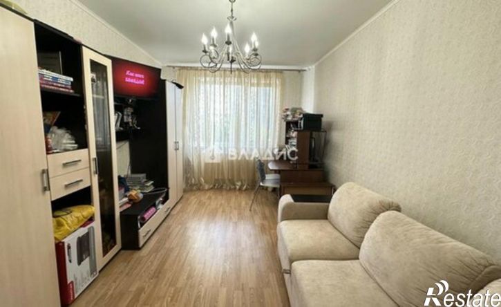 3-комн квартира улица Есенина, 44А,  д. 44А