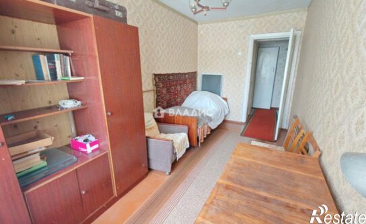 3-комн квартира пр-кт Б.Хмельницкого, 183,  д. 183