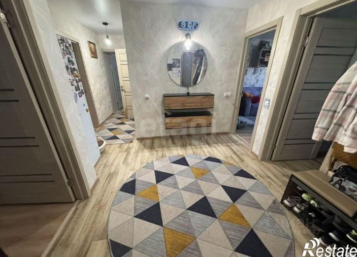 4-комн квартира проспект Славы, 47,  д. 47