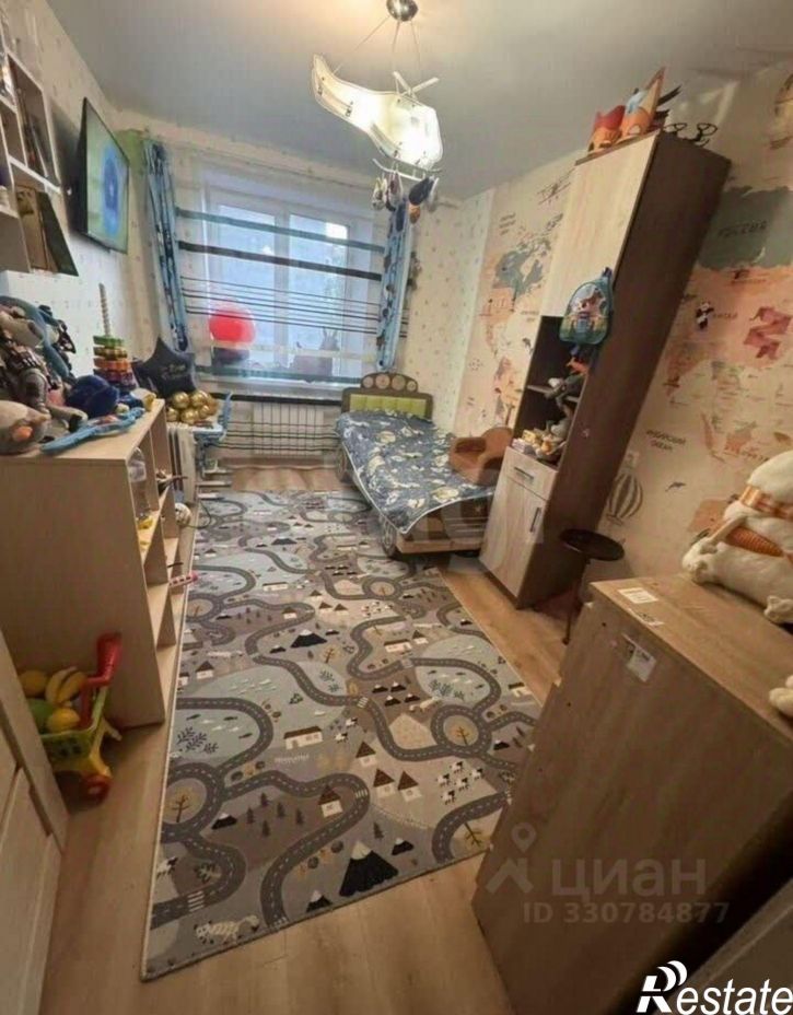 4-комн квартира проспект Славы, 47,  д. 47
