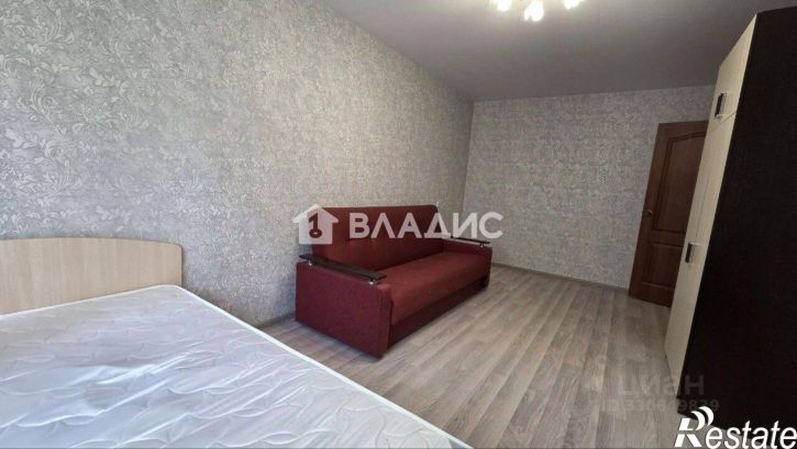 3-комн квартира ул 5 Августа, 26,  д. 26