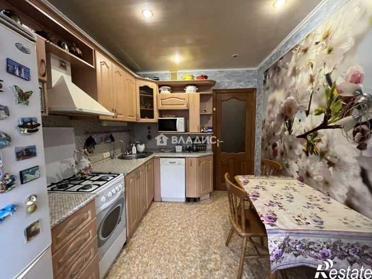 3-комн квартира улица Чехова, 9,  д. 9