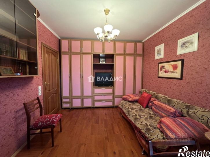 3-комн квартира улица Чехова, 9,  д. 9