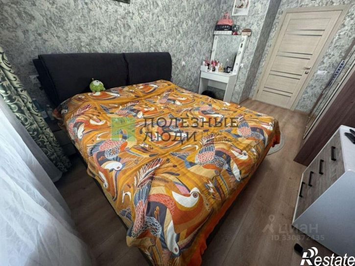 4-комн квартира проспект Славы, 47,  д. 47