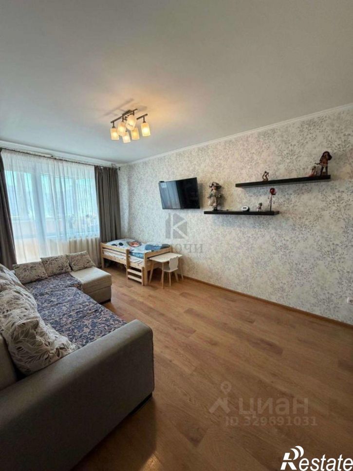 2-комн квартира ул 5 Августа, 17,  д. 17