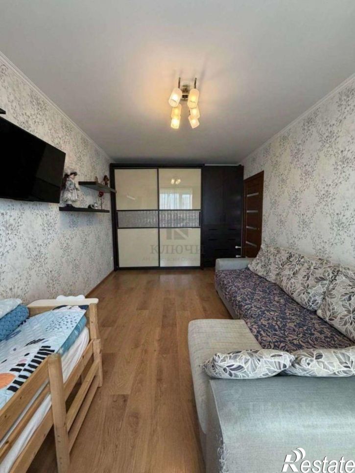 2-комн квартира ул 5 Августа, 17,  д. 17