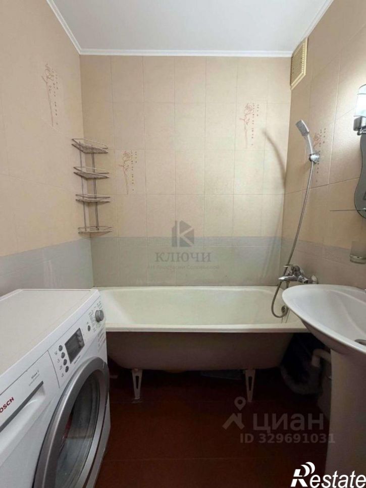 2-комн квартира ул 5 Августа, 17,  д. 17
