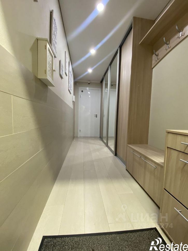 3-комн квартира ул 5 Августа, 33,  д. 33