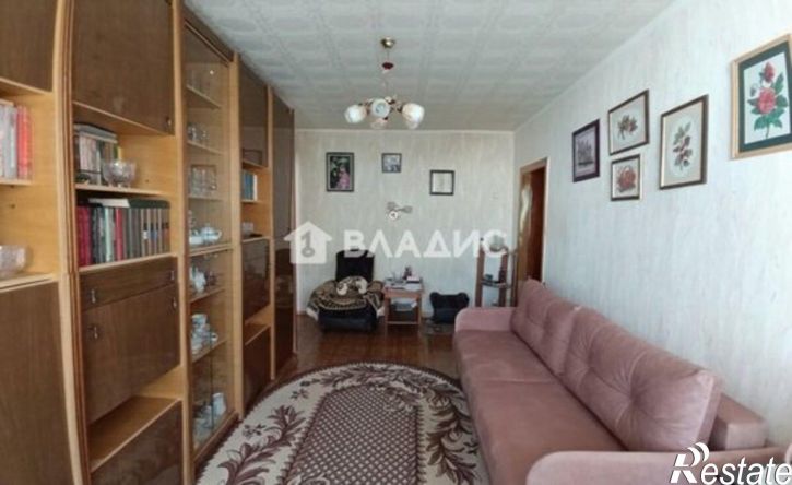 3-комн квартира пр-кт Славы, 76/9,  д. 76/9
