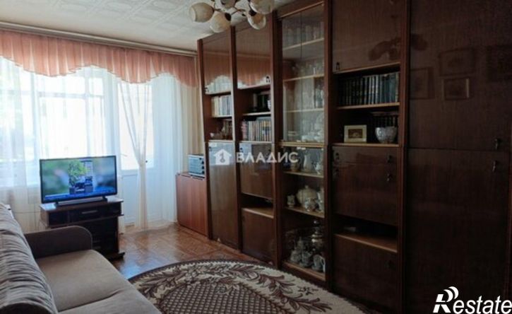 3-комн квартира пр-кт Славы, 76/9,  д. 76/9
