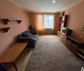 комната 19 кв м улица Белгородского Полка, 35