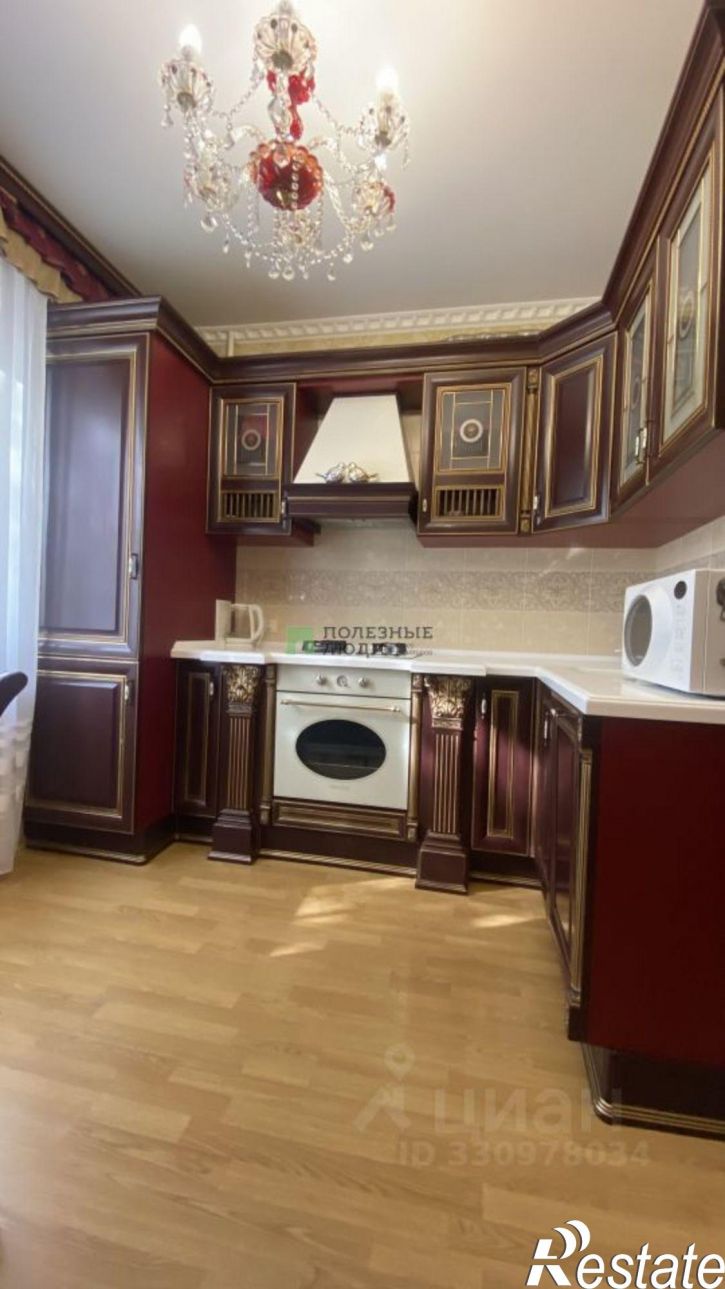 3-комн квартира улица 5 Августа, 27 к1,  д. 27 к1