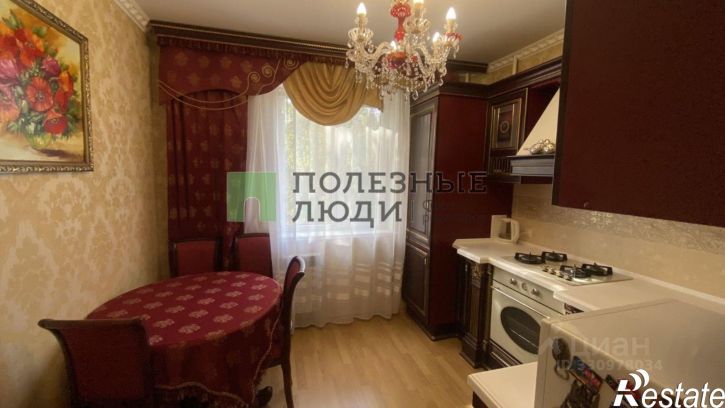 3-комн квартира улица 5 Августа, 27 к1,  д. 27 к1