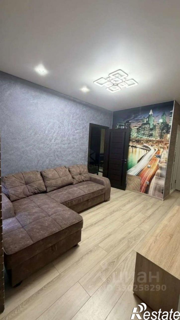 2-комн квартира Каштановая улица, 10,  д. 10