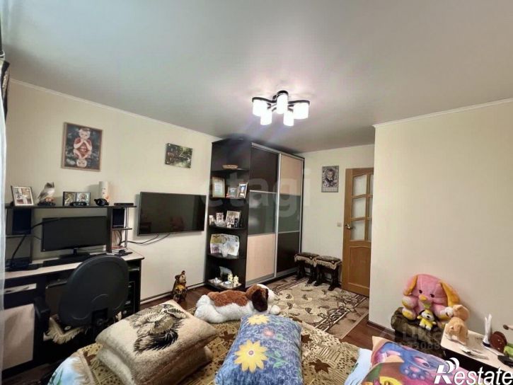 2-комн квартира Красная улица, 11,  д. 11