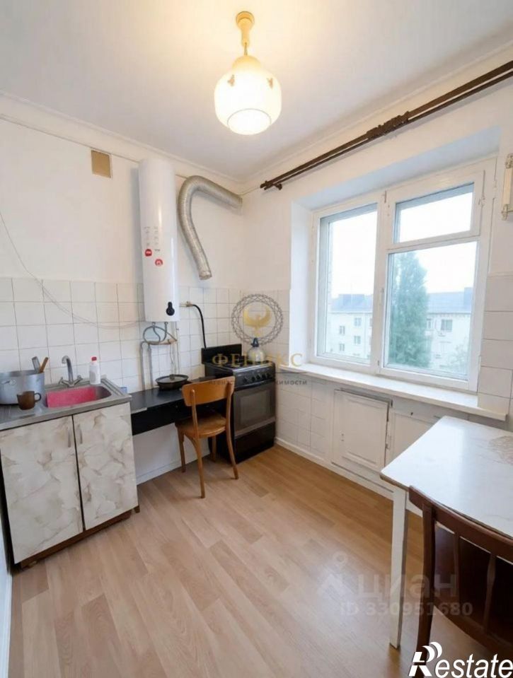 2-комн квартира улица Костюкова,дом 5