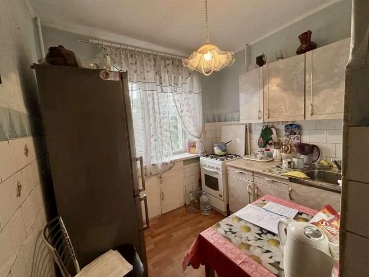 3-комн квартира 50 лет Белгородской области улица, 14