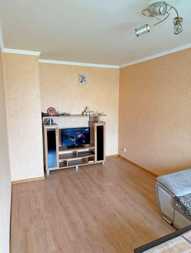 3-комн квартира Горького улица, 2Д