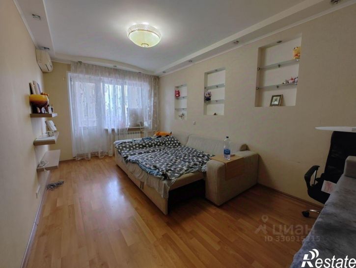 3-комн квартира ул Гостенская, 7,  д. 7