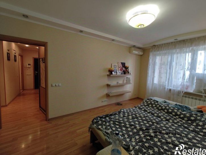 3-комн квартира ул Гостенская, 7,  д. 7
