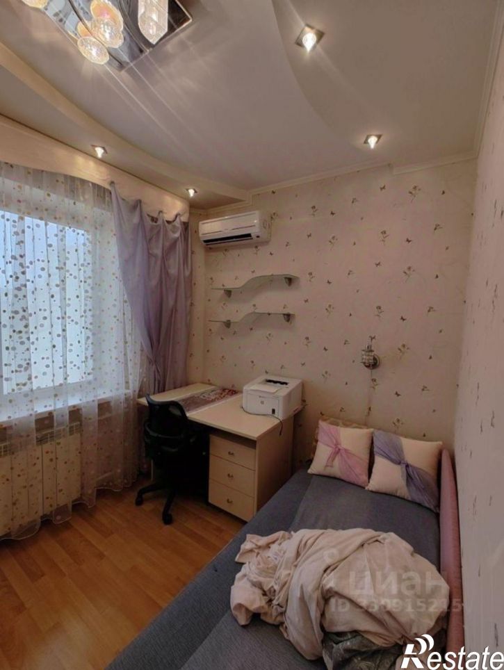 3-комн квартира ул Гостенская, 7,  д. 7