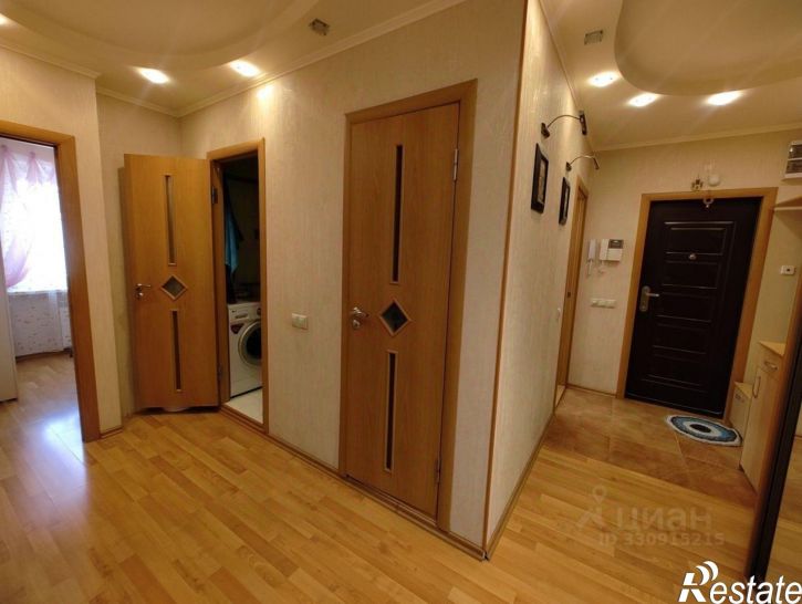 3-комн квартира ул Гостенская, 7,  д. 7