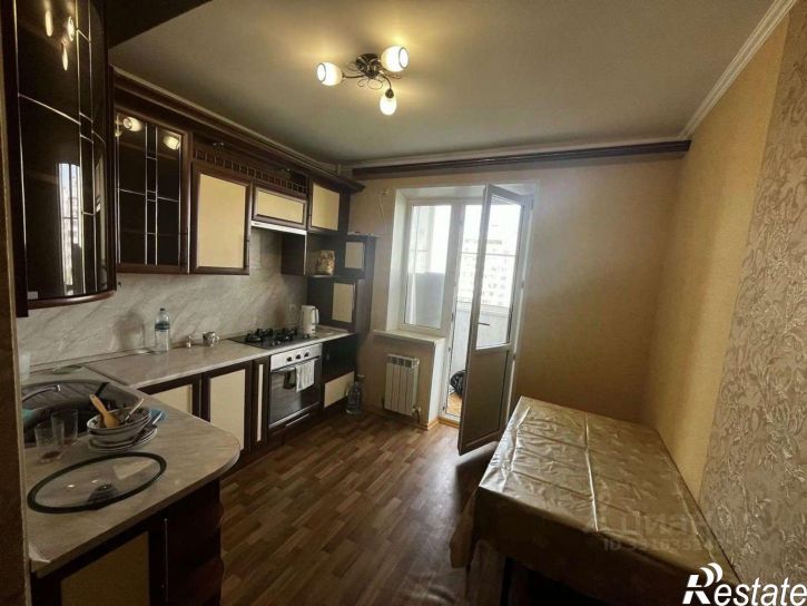 3-комн квартира ул Есенина, 8а,  д. 8а