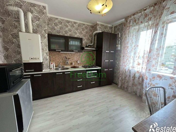 2-комн квартира ул Газовиков, 9,  д. 9