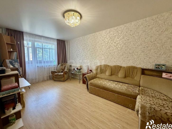3-комн квартира проспект Славы, 131,  д. 131