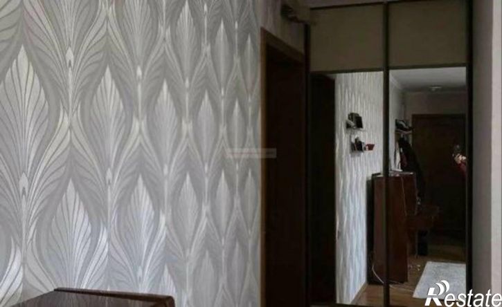 3-комн квартира Народный б-р, 81,  д. 81