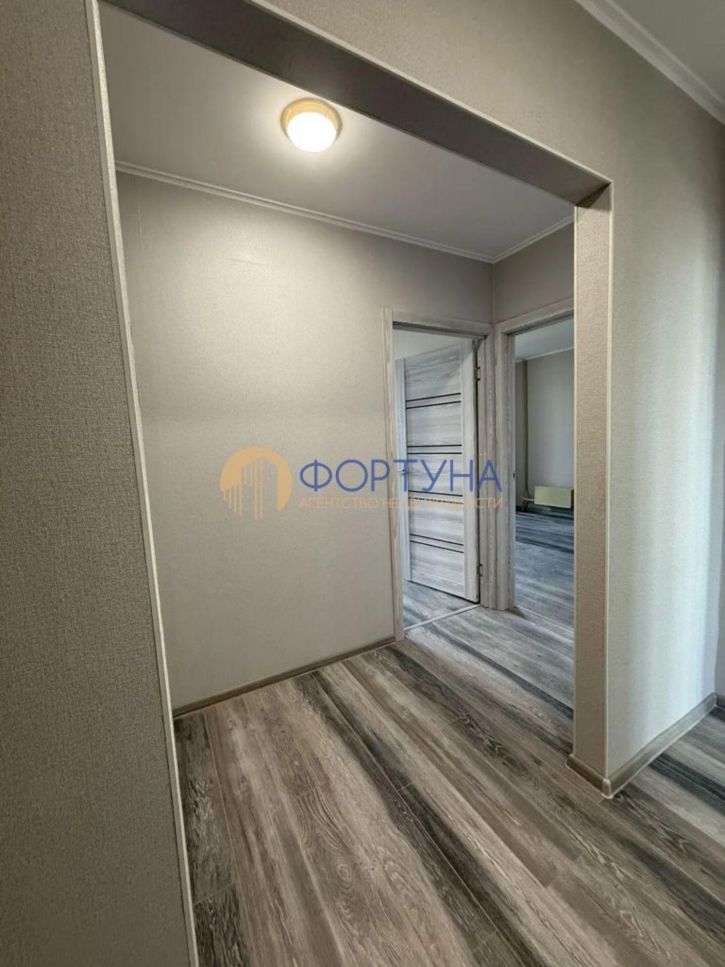 4-комн квартира Октябрьская ул, 63