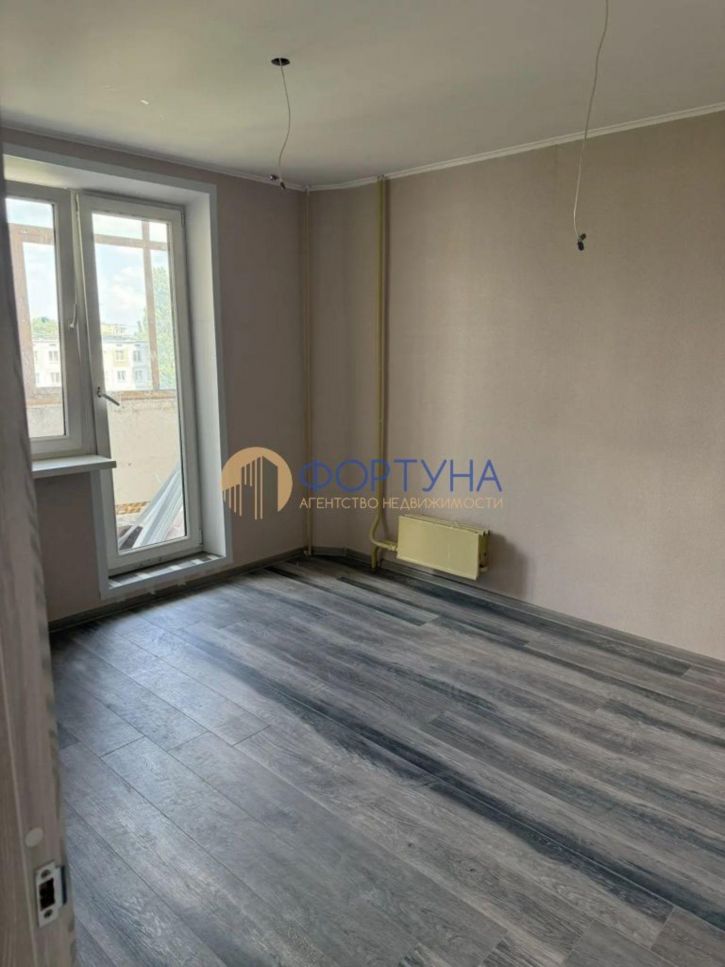 4-комн квартира Октябрьская ул, 63