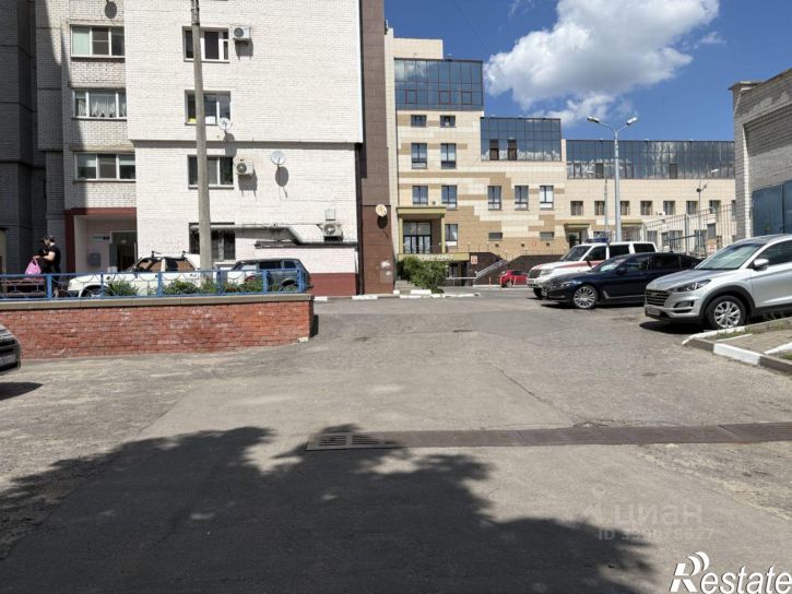 2-комн квартира улица Белгородского Полка, 50,  д. 50