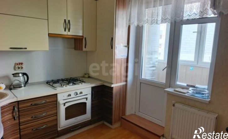 3-комн квартира проспект Богдана Хмельницкого, 62А к4,  д. 62А к4