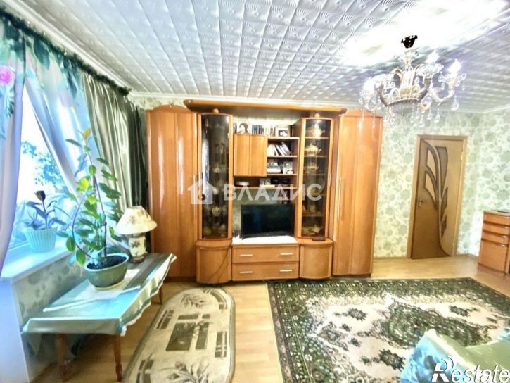 4-комн квартира улица Николая Чумичова, 55,  д. 55