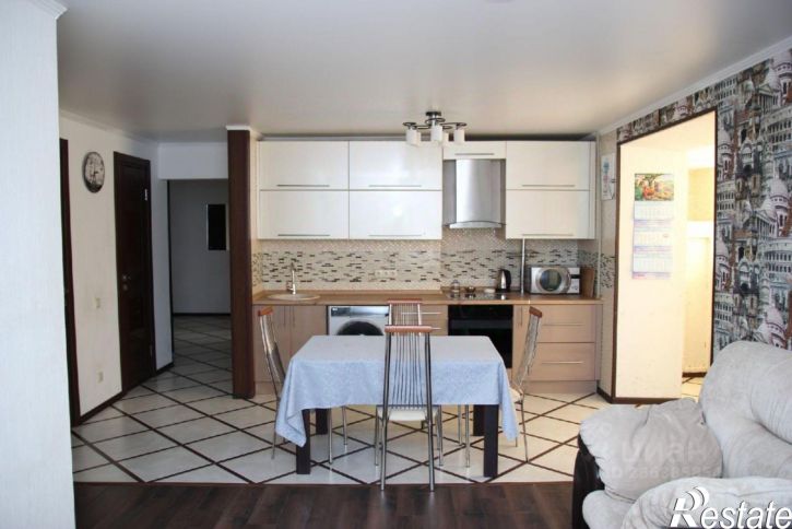 3-комн квартира проспект Ватутина, 13А,  д. 13А