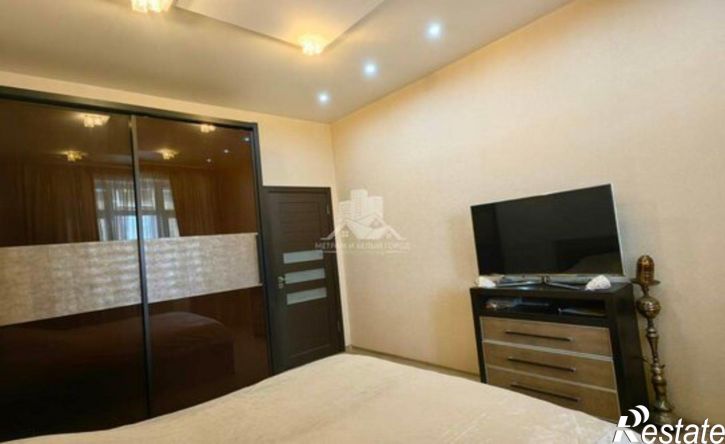 3-комн квартира Свято-Троицкий бульвар, 15,  д. 15