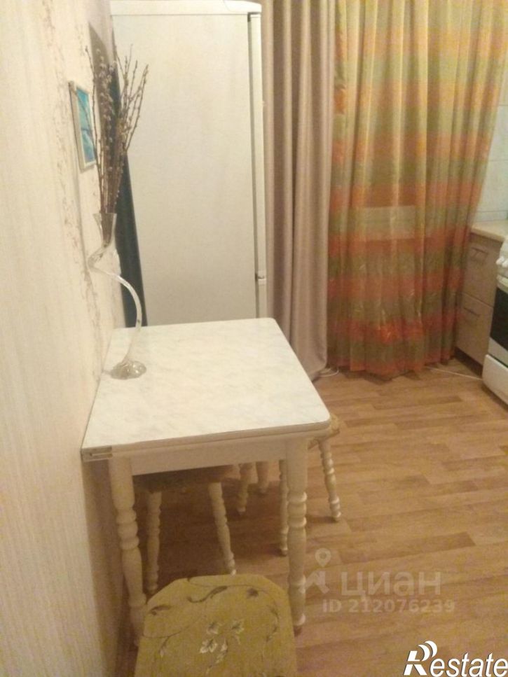 2-комн квартира бульвар Юности, 10,  д. 10