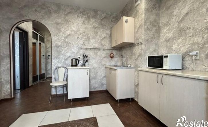 1-комн квартира пр-кт Б.Хмельницкого, 80а,  д. 80а