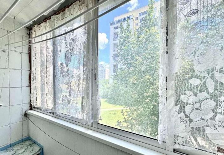 3-комн квартира Конева улица, 19