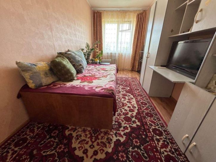 4-комн квартира Юности бульвар, 2