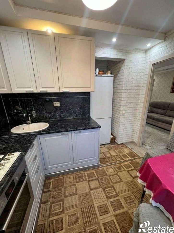 2-комн квартира улица Шершнева, 1,  д. 1