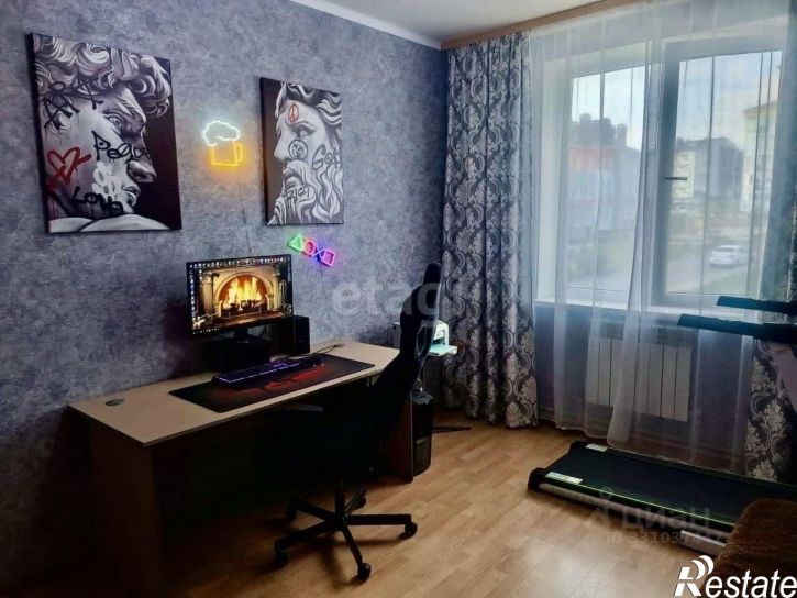 4-комн квартира Большетроицкая улица, 30,  д. 30