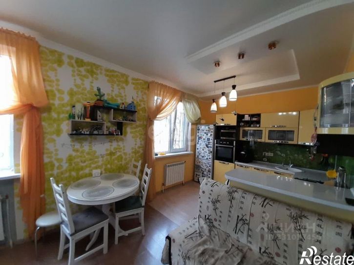 3-комн квартира улица Толстого, 43,  д. 43
