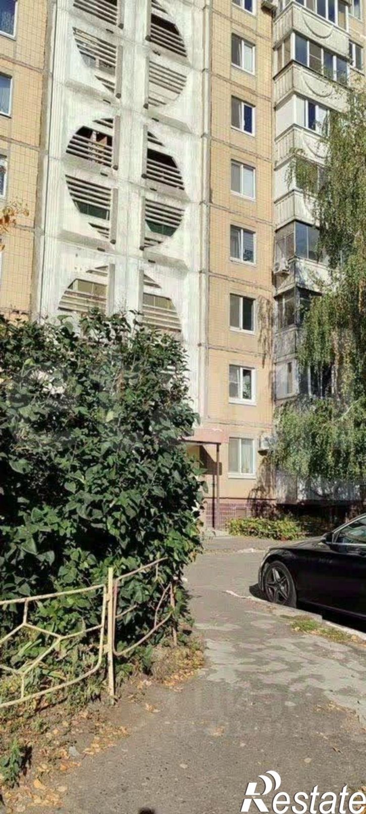 2-комн квартира проспект Славы, 148,  д. 148