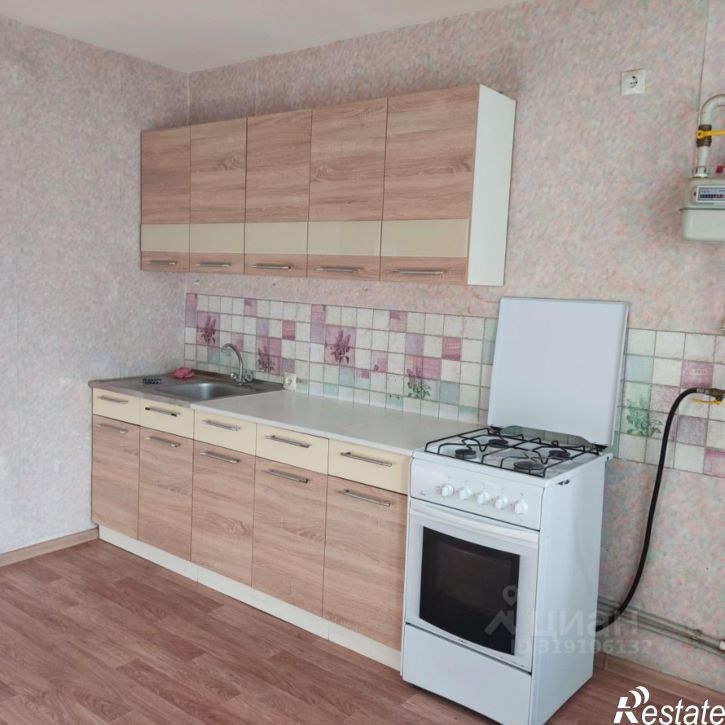 3-комн квартира Каштановая улица, 2,  д. 2