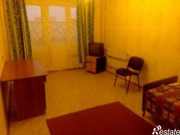 3-комн квартира улица Есенина, 24,  д. 24