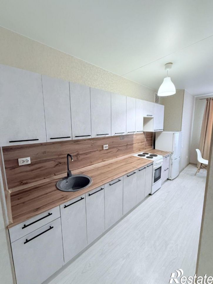 2-комн квартира Каштановая улица, 20,  д. 20